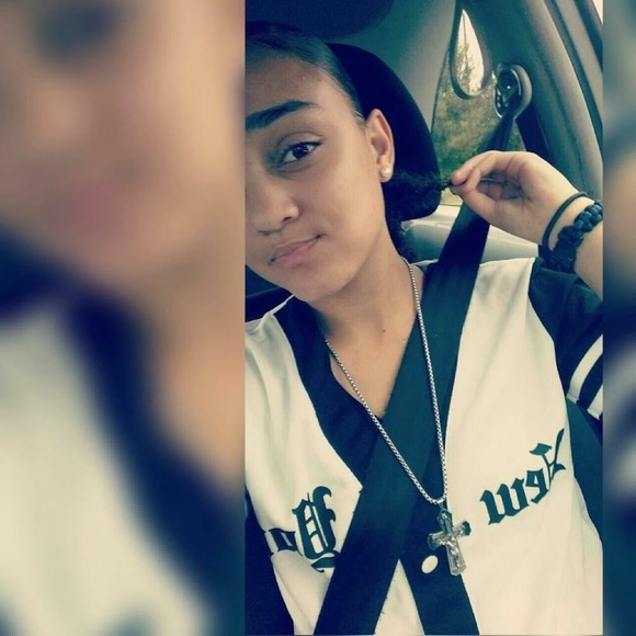 Meet your Posher, Danna - Picture 1 of 1